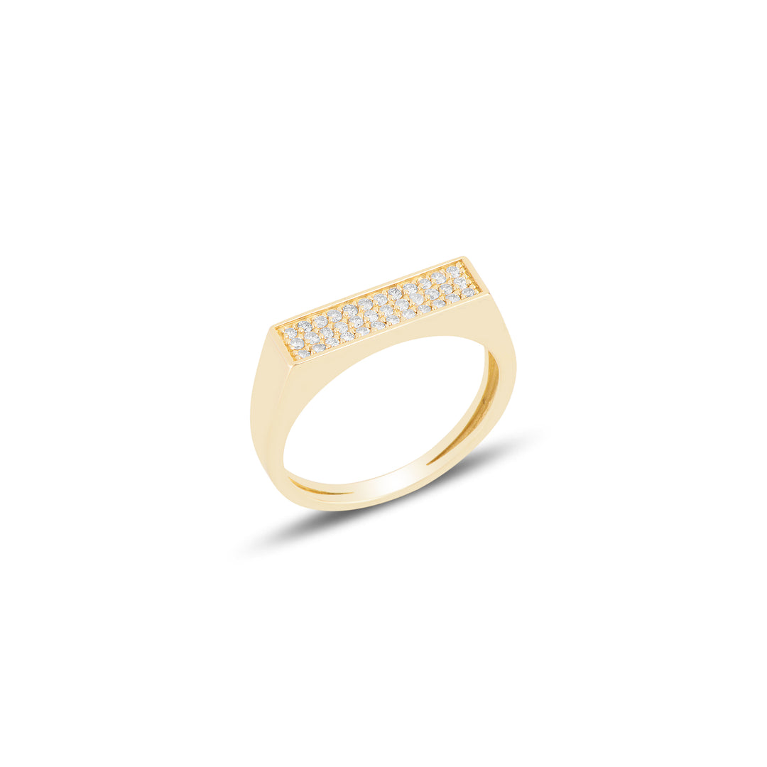 14k gold ring with Diamonds